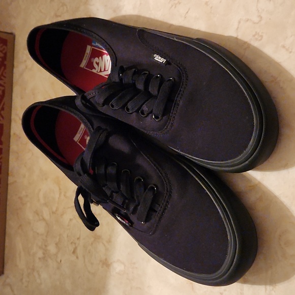 Vans Other - New Sz.9 Vans Authentic Pro NEW NO BOX